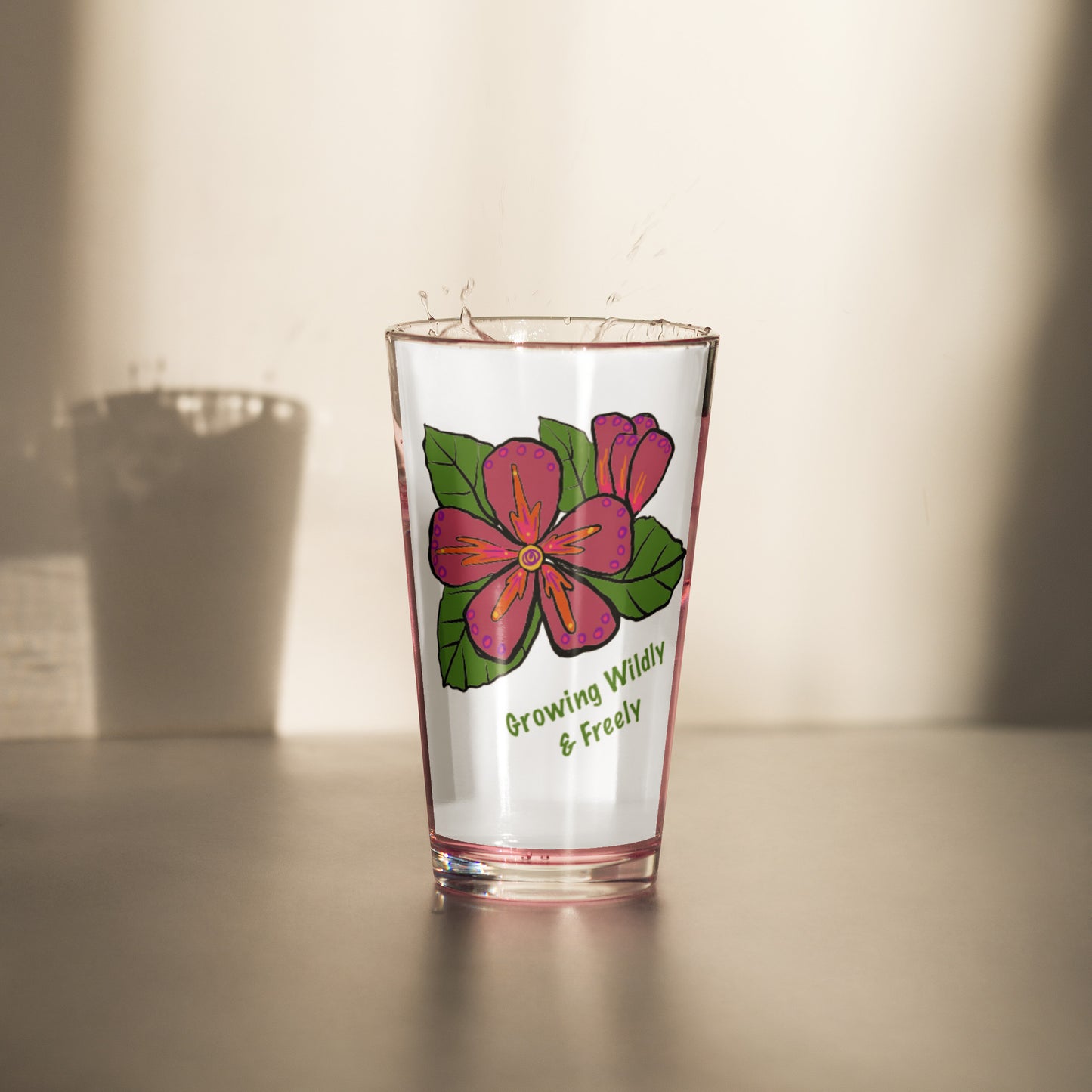 Shaker pint glass